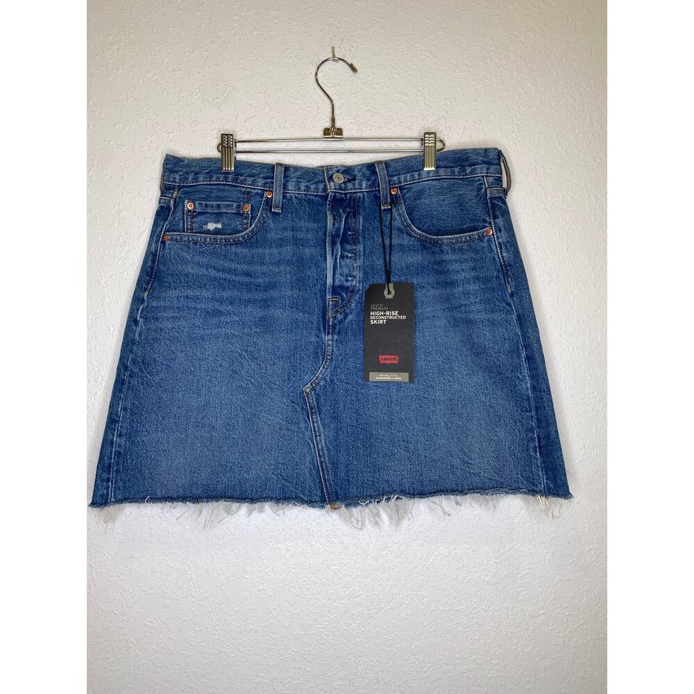 Levi’s Premium High-Rise Deconstructed Medium Blue Wash Denim Skirt NWT Sz 32